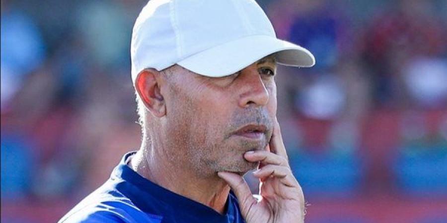 الأهلي يشكر بدر رجب.. ويقدر ما قدمه لقطاع الناشئين