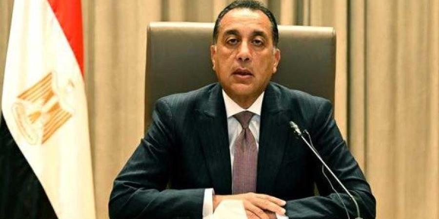 رئيس الوزراء يهنئ الرئيس السيسى بعيد الأضحى