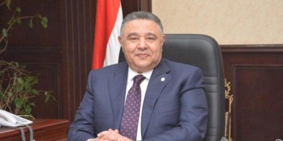 محافظ البحر الأحمر يتفقد مركز القسطرة وجراحات القلب بالغردقة ويبحث أسباب تأخير تشغيل المركز