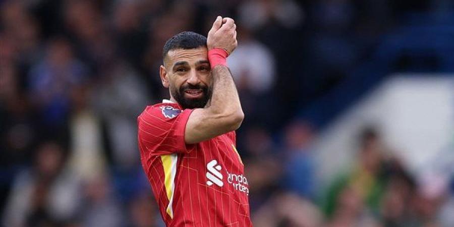 محمد صلاح في منافسة شرسة مع حكيمي لتحقيق الكرة ...