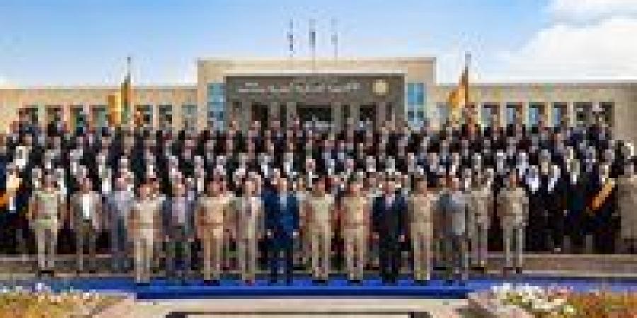 الأكاديمية العسكرية تحتفل بتخرج دورتين تدريبيتين لمهندسى وزارة الرى والمركز الوطنى لتخطيط إستخدامات أراضى الدولة