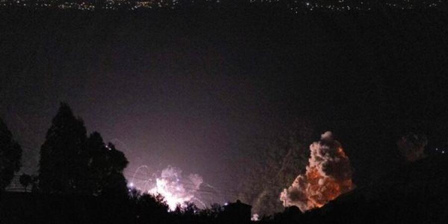 إعلام لبناني: غارتان جديدتان على بلدة عين قانا جنوبي البلاد