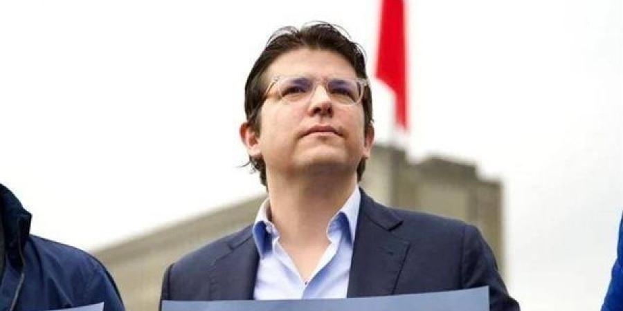 إصابة سيناتور كولومبي بطلق ناري في تجمع انتخابي في بوجوتا.. شاهد