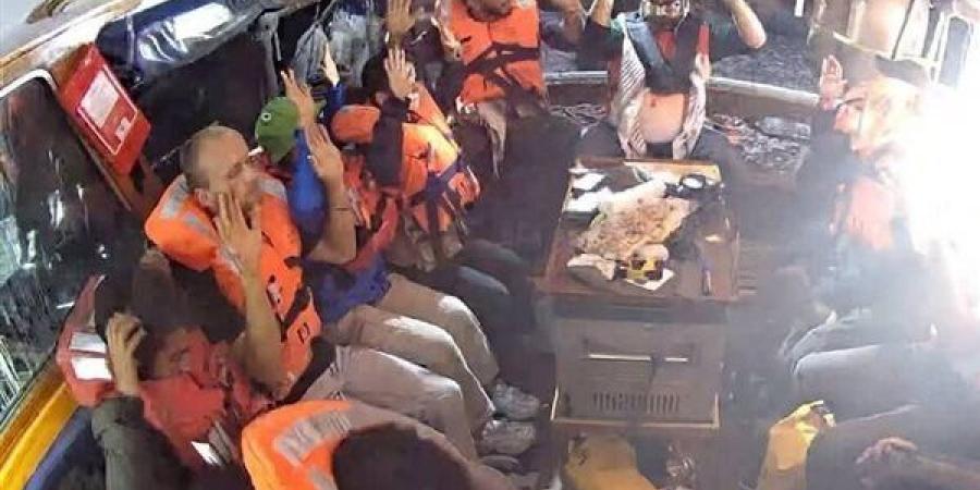 خارجية الاحتلال: ترحيل نشطاء سفينة "مادلين".. والرافضون سيعرضون على القضاء