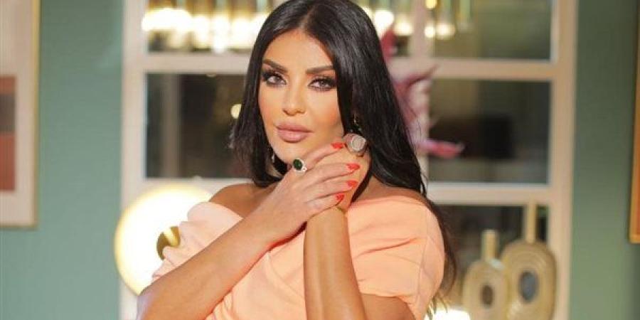 راغدة شلهوب: "مذيعات كتير بتنافسني" و"العرافة" البرنامج الوحيد اللي بينافس برامجي
