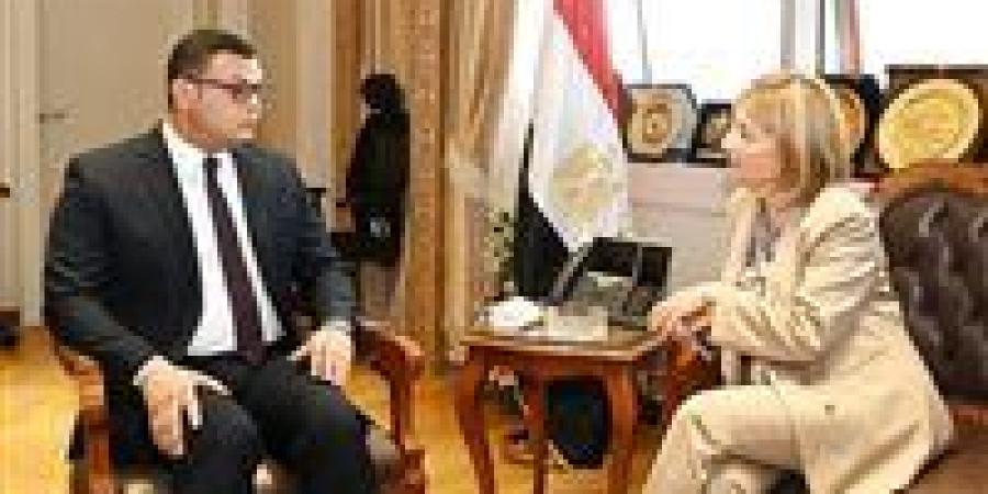 ‏وزير الإسكان: 700 مليون يورو حجم المشروعات الجارية بالتعاون مع بنك الاستثمار الأوروبي