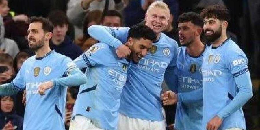 فيفا يكشف عن طاقم الحكام لمباراة مانشستر سيتي والوداد في كأس العالم للأندية 2025