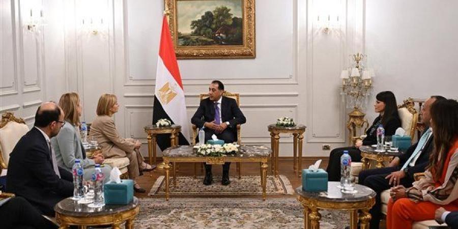 مدبولي: الحكومة تلتزم بدعم وتشجيع القطاع الخاص ...