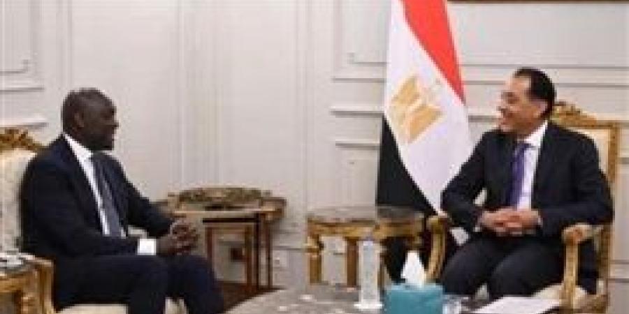 رئيس الوزراء يلتقى الرئيس التنفيذى لمؤسسة التمويل الدولية والوفد المرافق له
