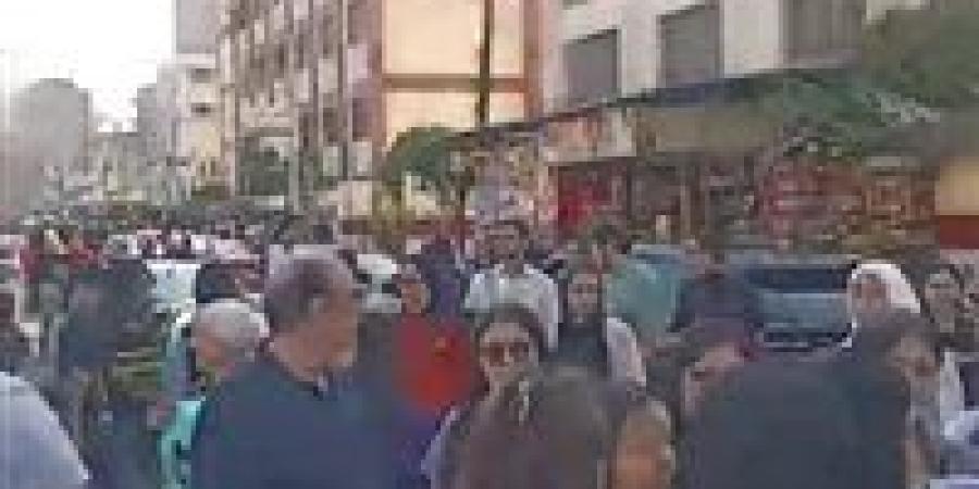 المواجهة الأولى.. بدء توافد طلاب الثانوية العامة إلى اللجان لأداء امتحان الدين والوطنية اليوم