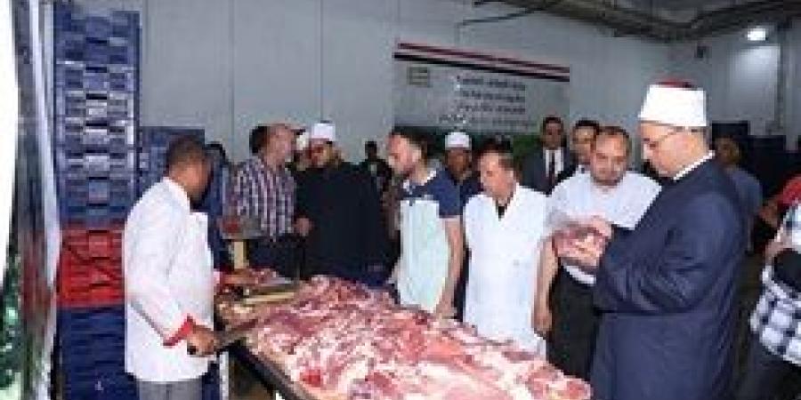 انطلاق توزيع لحوم صكوك الأضاحي اليوم بمحافظات الإسكندرية والبحيرة ومطروح والغربية والبحر الأحمر