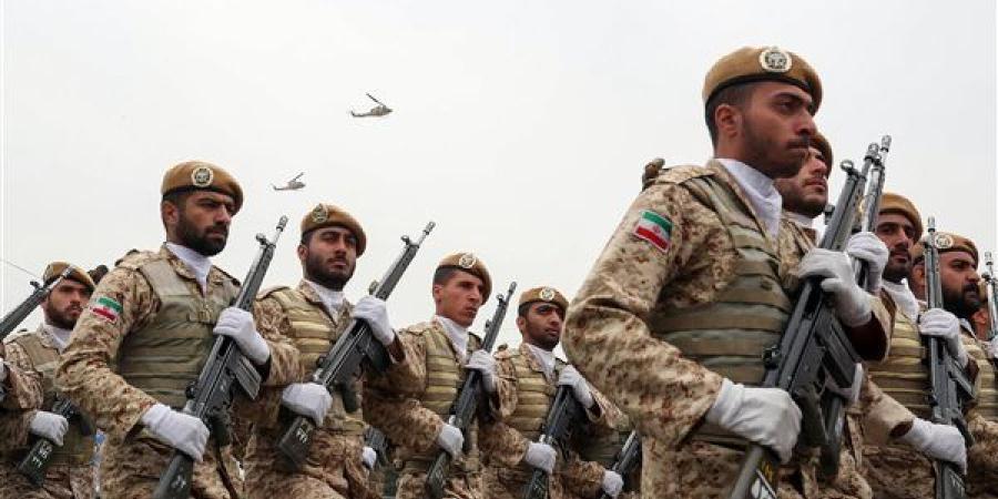 قائد الجيش الإيراني: قواتنا المسلحة ستواصل توجيه ضربات قاسية لإسرائيل