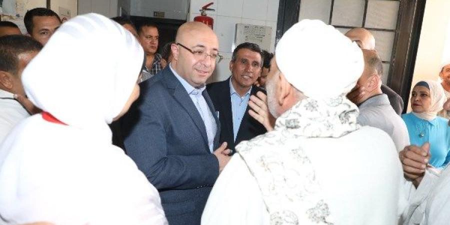 محافظ بني سويف في جولة بقرية كوم أبو خلاد بمركز ناصر