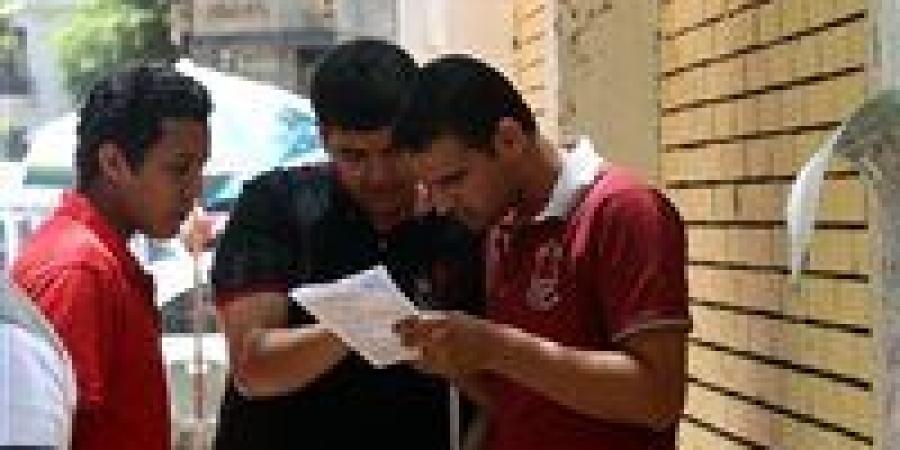 عاجل| محافظ سوهاج يتدخل لكشف أي تجاوزات في لجان الثانوية العامة: بلغوني شخصيا