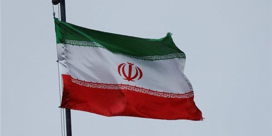 رويترز: إيران ترفض التفاوض على وقف إطلاق النار مع إسرائيل في ظل الهجوم عليها