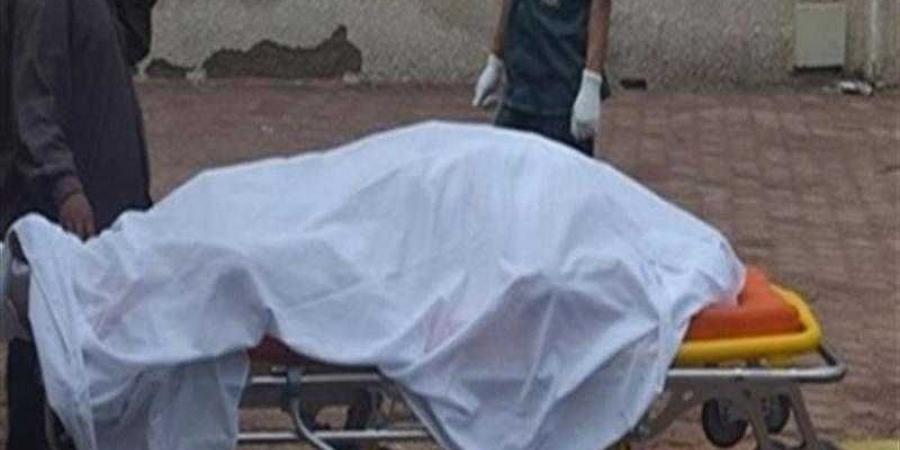 سقوط مسن من الطابق العاشر بسبب مصعد في الهرم