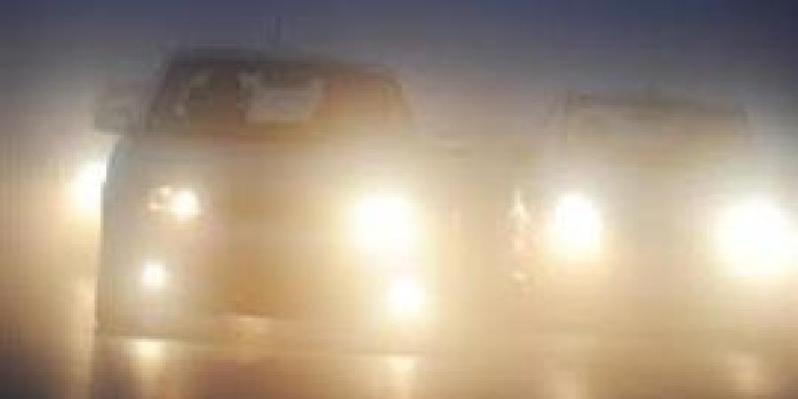 القبض على قائد سيارة لوضعه إشارة خلفية عالية الإضاءة أثناء سيره في الجيزة