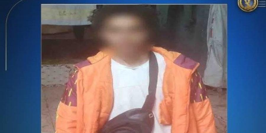 القبض على عامل توصيل طلبات تحرش بطالبة وسط الشارع بالتجمع