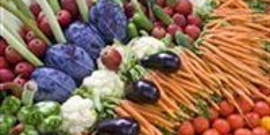 أسعار الخضروات والفواكه اليوم الجمعة 20 يونيو في سوق العبور