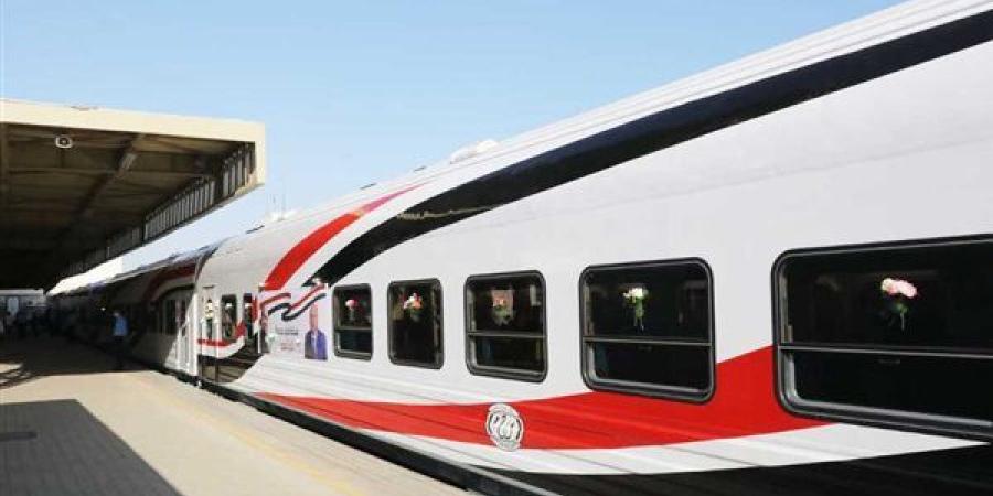 مواعيد وأسعار تذاكر قطار القاهرة - الإسكندرية