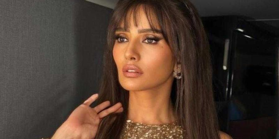 زينة تواصل تصوير ”الشيطان شاطر” في شوارع القاهرة