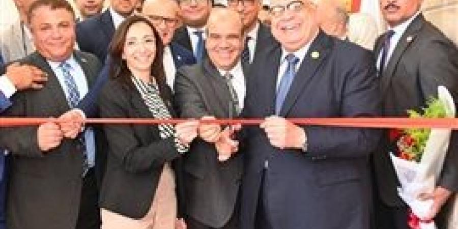 محافظ البحيرة ورئيس مجلس الدولة يفتتحان فرع توثيق مجمع محاكم مجلس الدولة بالبحيرة