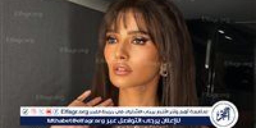 زينة تواصل تصوير فيلم "الشيطان شاطر" بشوارع وسط البلد