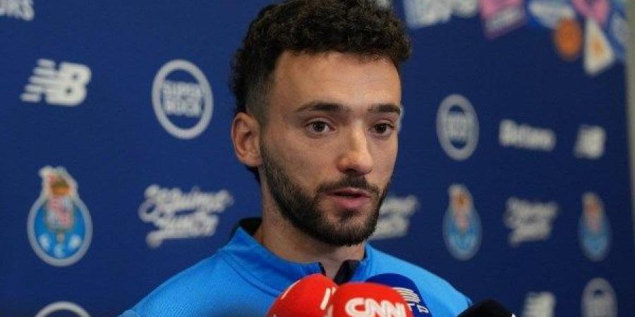 لاعب بورتو: نؤمن بحظوظنا في التأهل أمام الأهلي