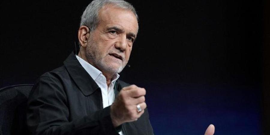 الرئيس الإيراني للسيسي: نثمن المواقف المصرية الحكيمة الهادفة لاستعادة الاستقرار بالشرق الأوسط