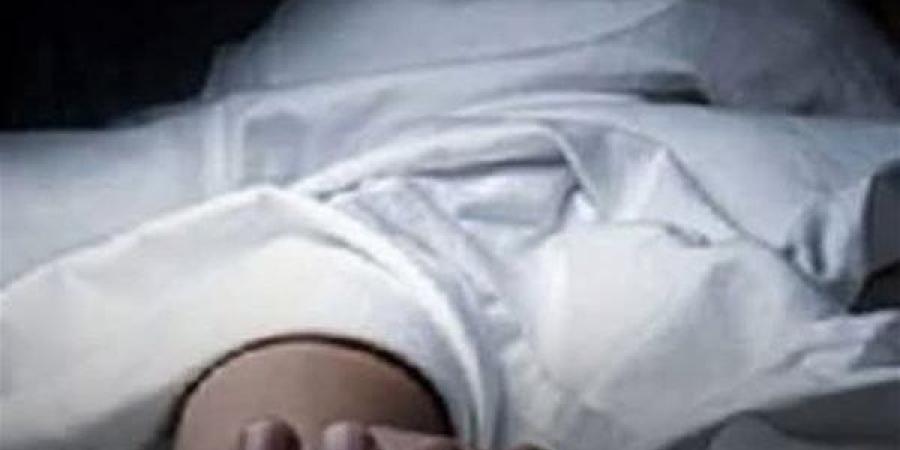 العثور على جثة مسن داخل منزله بكوم حمادة بعد وفاته بيومين