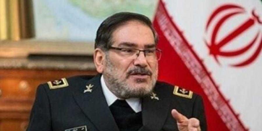 عاجل.. مستشار المرشد الإيراني يُفجر مفاجأة للرد على القصف الأمريكي