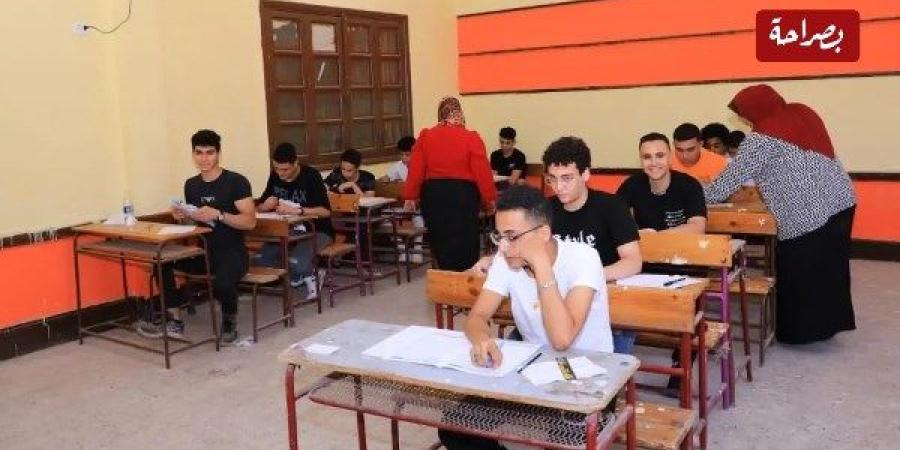 التعليم تطمئن الطلاب: تعويض لجان الثانوية بوقت إضافى حال تأخر توزيع الأسئلة