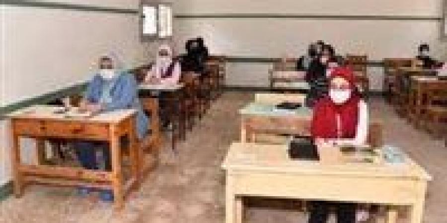 بدء اختبار مادة اللغة العربية لطلاب الثانوية العامة منذ قليل