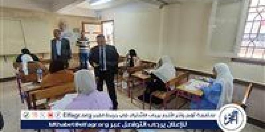 انتظام لجان متحان اللغة العربية الثانوية العامة فى أسيوط