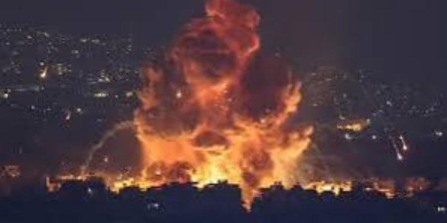 إصابة 15 شخصا.. جيش الاحتلال: تدمير 3 مبان في حيفا جراء القصف الإيراني