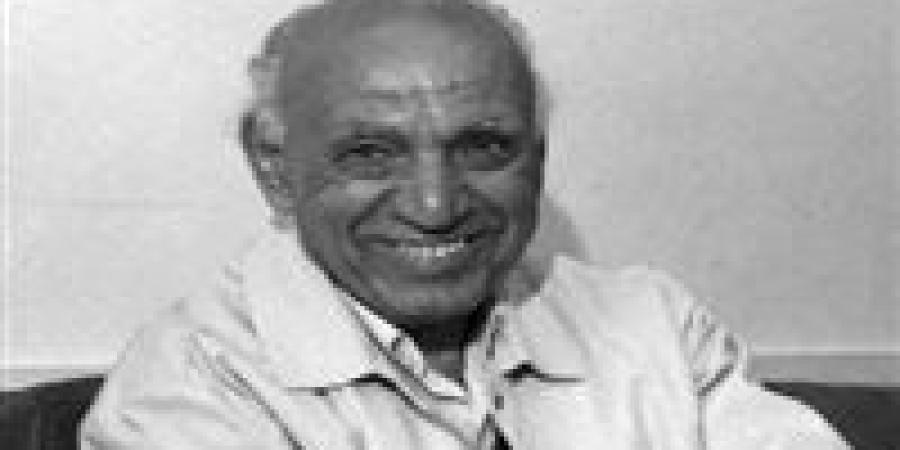 صلاح أبو سيف.. عاش قصة فيلم شباب امرأة واستوحى شخصية العمدة من والده