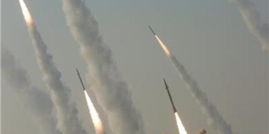 طهران ترد على واشنطن.. 10 صواريخ إيرانية تنطلق تجاه القواعد الامريكية بقطر