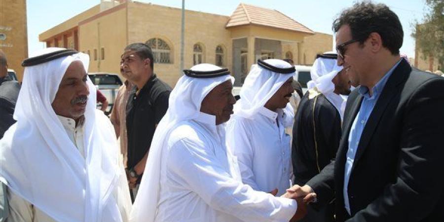 وزير الثقافة يلتقي شيوخ القبائل والعواقل وأعضاء البرلمان في ختام زيارته لشمال سيناء