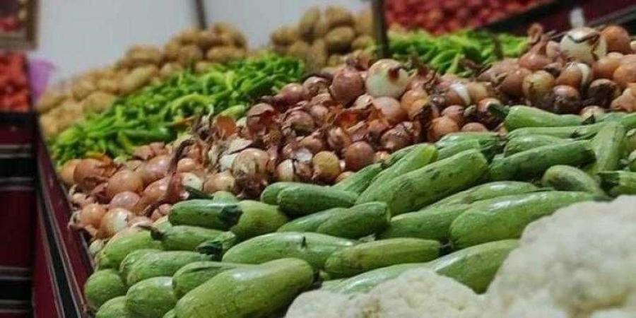 أسعار الخضار والفاكهة اليوم الاثنين