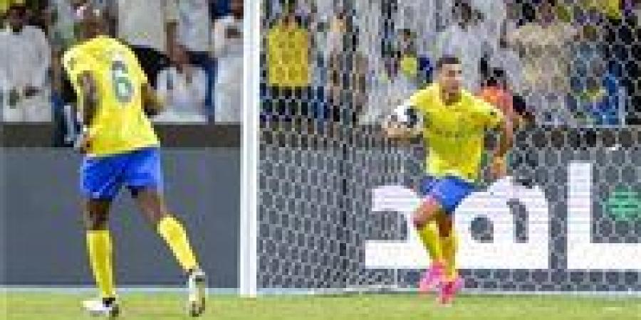 النصر يتفق على تجديد عقد كريستيانو رونالدو حتى صيف 2026