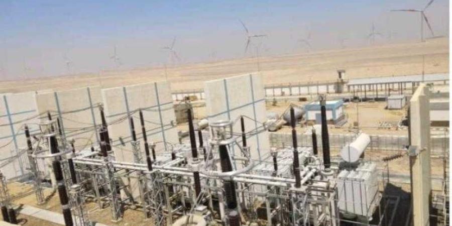 وزير الكهرباء يتابع ربط محطتي محولات جرزا وغرب ...