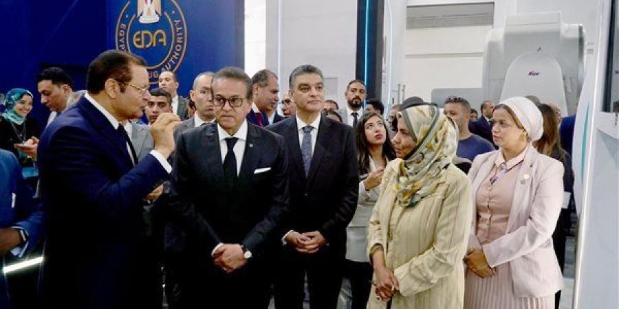 رئيس هيئة الاعتماد والرقابة الصحية يشارك ...