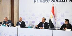 مدبولي يترأس مائدة مستديرة بعنوان الإصلاحات الهيكلية لتعزيز تنافسية القطاع الخاص