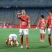 الأهلي يقلب الطاولة ويتقدم على المصري 2-1 في شوط مثير